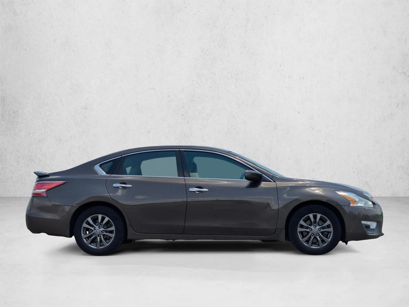 2015 Nissan Altima 4dr Sdn I4 2.5 S