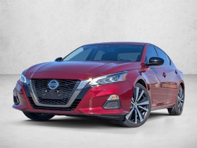 2022 Nissan Altima 2.5 SR Sedan