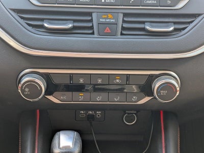 2022 Nissan Altima 2.5 SR Sedan