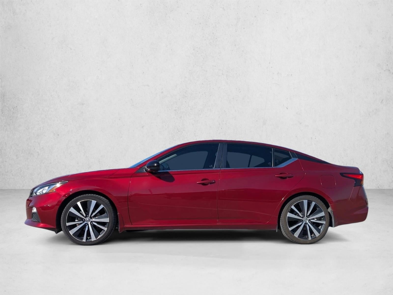 2022 Nissan Altima 2.5 SR Sedan