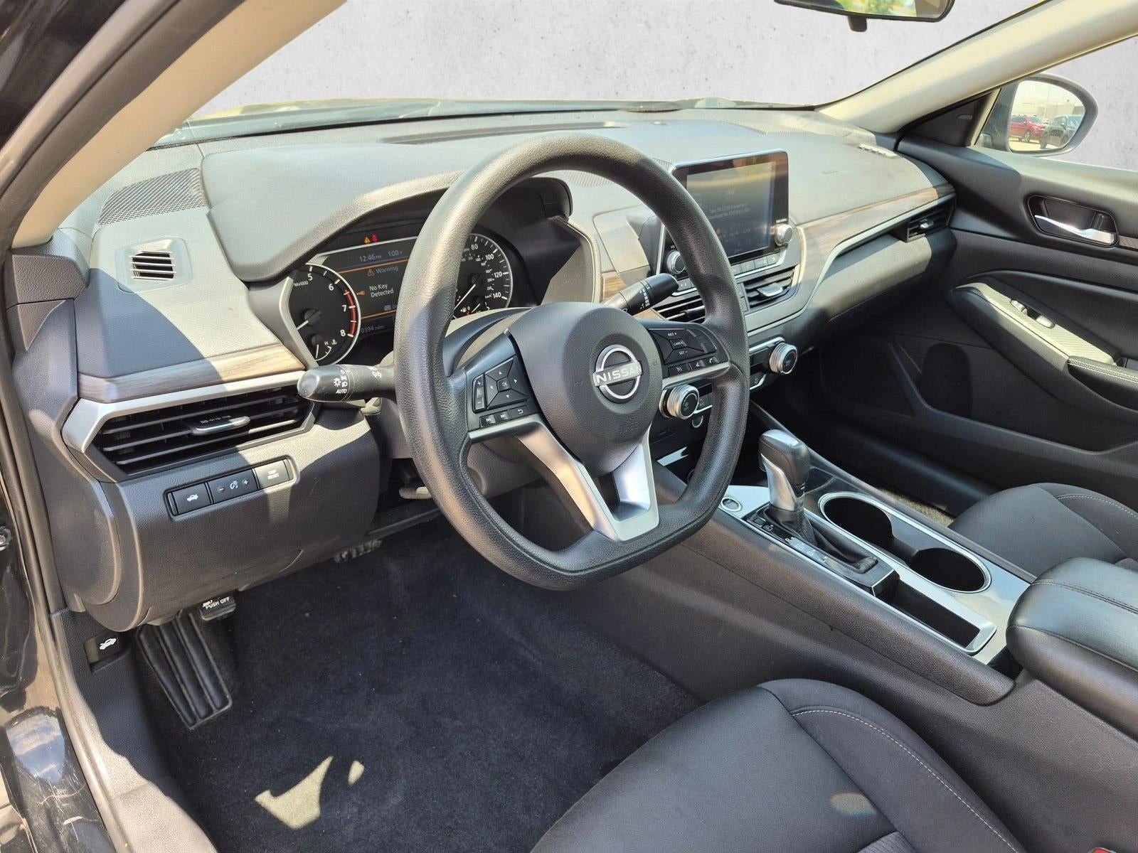 2024 Nissan Altima 2.5 SV Sedan