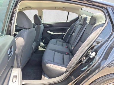 2024 Nissan Altima 2.5 SV Sedan