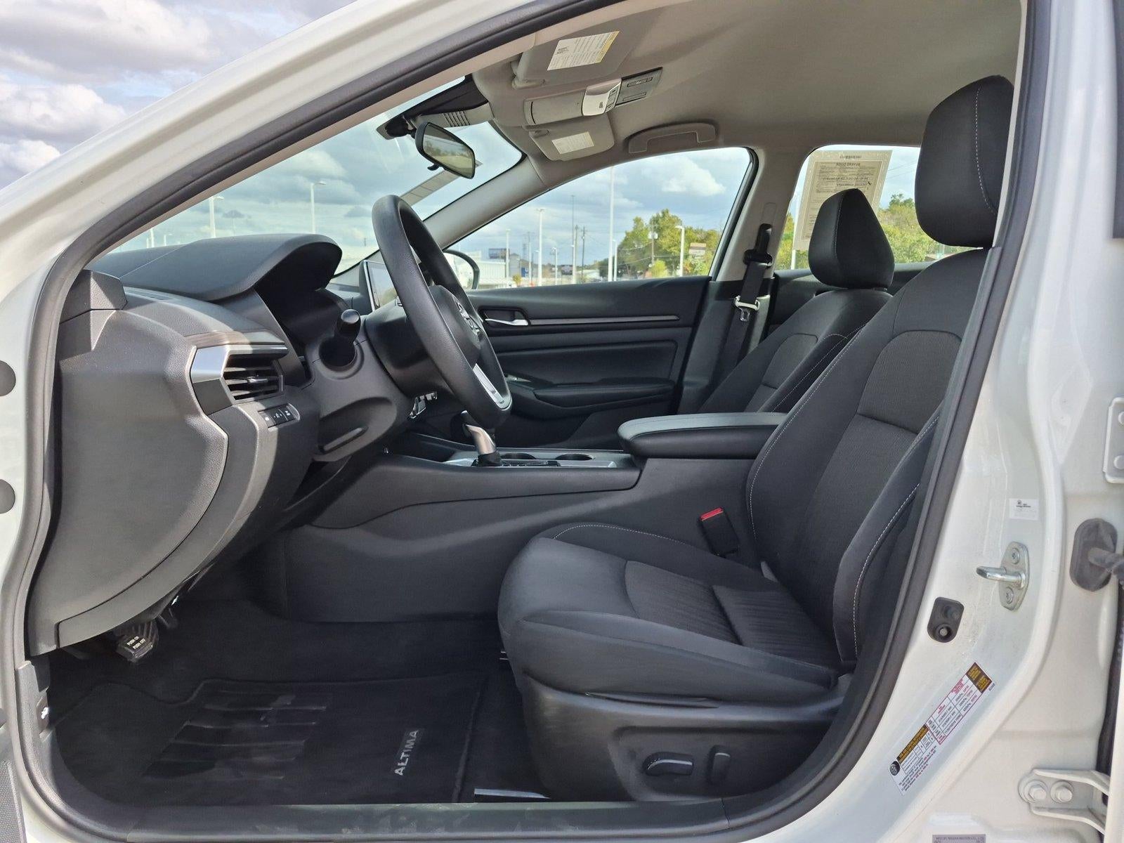 2025 Nissan Altima SV FWD