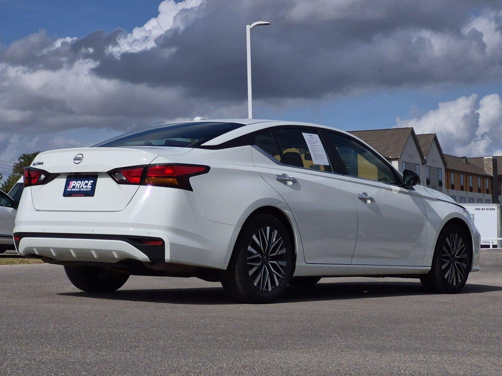 2025 Nissan Altima SV FWD