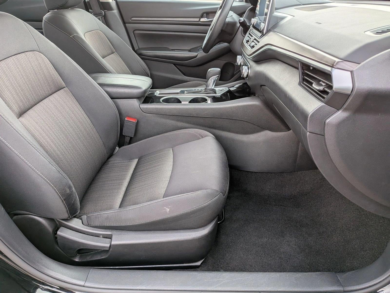 2024 Nissan Altima 2.5 SV Sedan