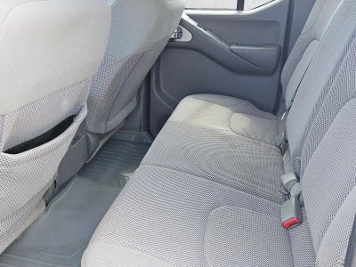 2016 Nissan Frontier 2WD Crew Cab SWB Auto SV