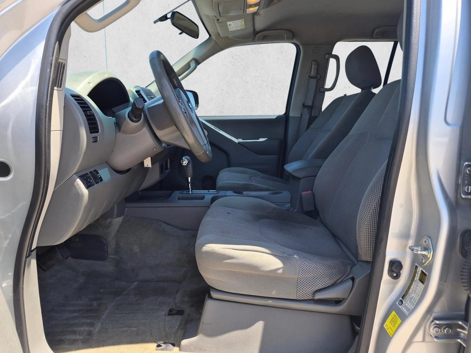 2016 Nissan Frontier 2WD Crew Cab SWB Auto SV