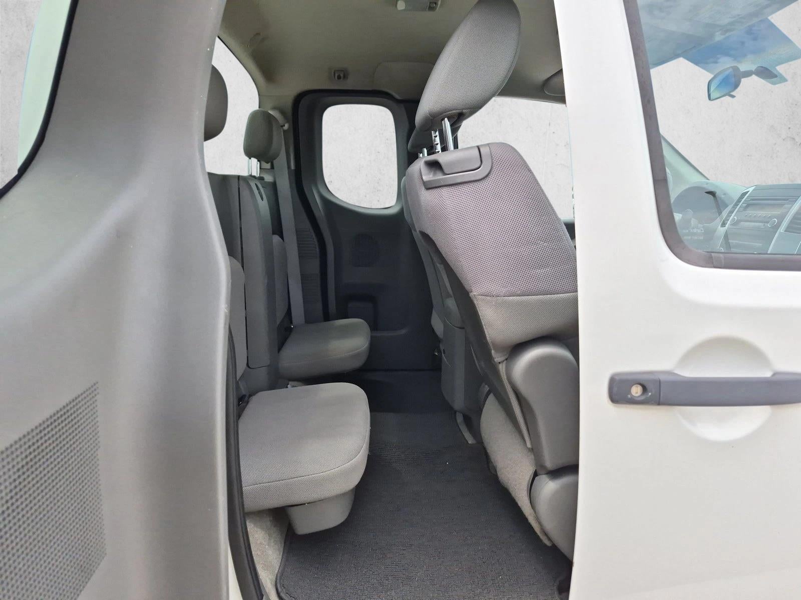 2014 Nissan Frontier 2WD King Cab I4 Auto S