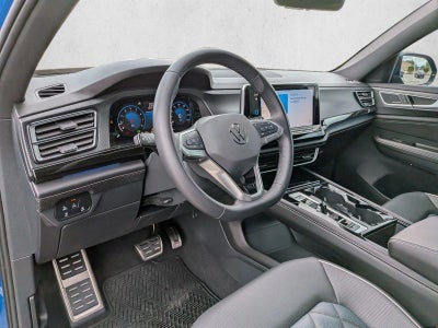 2025 Volkswagen Atlas Cross Sport 2.0T SEL Premium R-Line 4MOTION