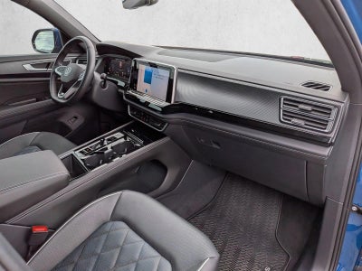 2025 Volkswagen Atlas Cross Sport 2.0T SEL Premium R-Line 4MOTION