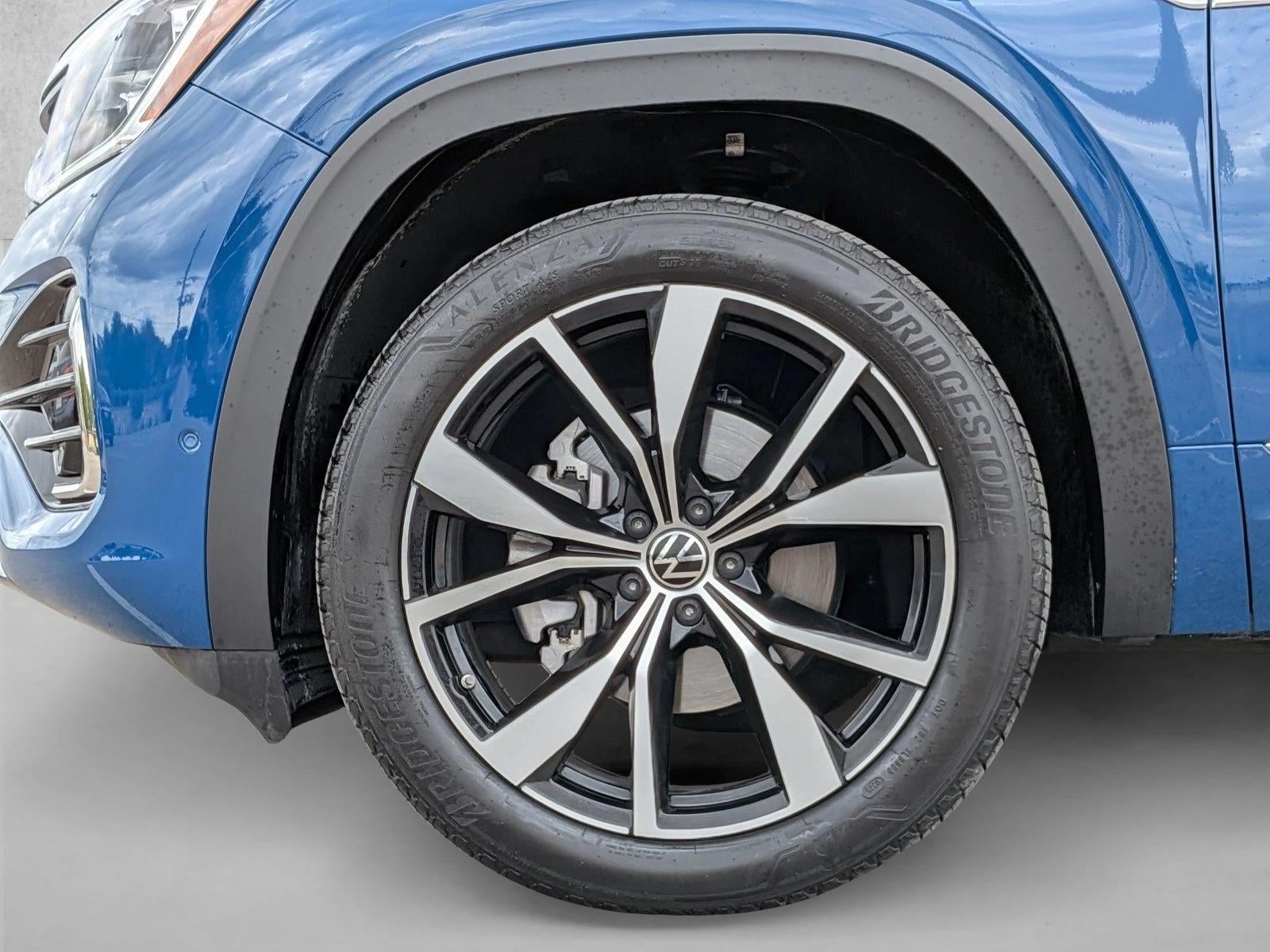 2025 Volkswagen Atlas Cross Sport 2.0T SEL Premium R-Line 4MOTION