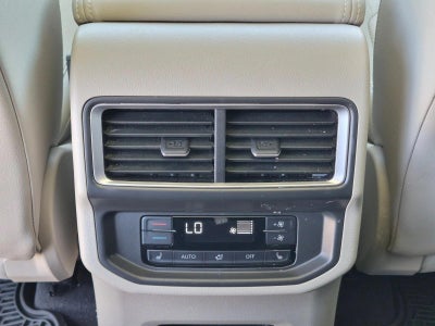 2024 Volkswagen Atlas 2.0T SEL Premium R-Line 4MOTION