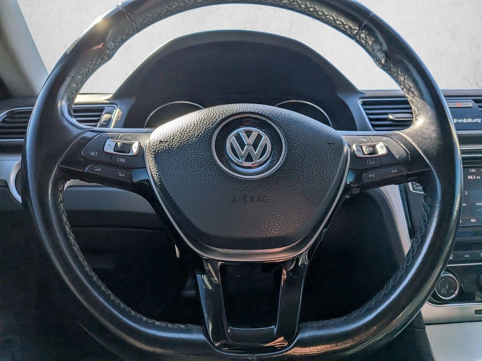 2019 Volkswagen Passat 2.0T Wolfsburg Edition Auto