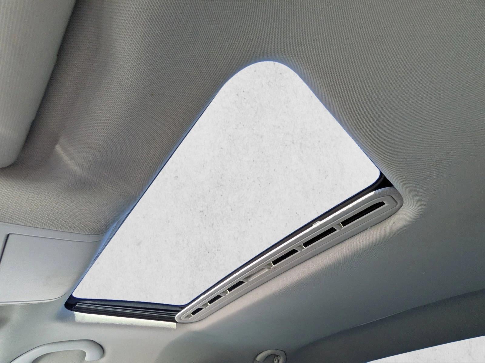 2019 Volkswagen Passat 2.0T Wolfsburg Edition Auto