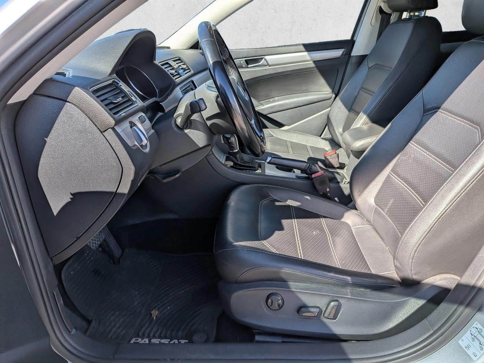 2019 Volkswagen Passat 2.0T Wolfsburg Edition Auto