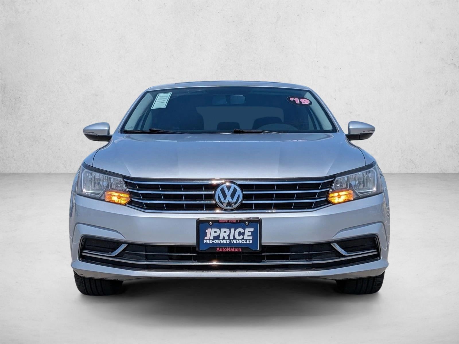 2019 Volkswagen Passat 2.0T Wolfsburg Edition Auto