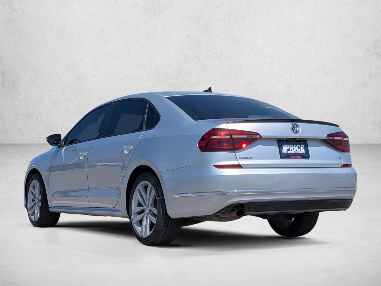 2019 Volkswagen Passat 2.0T Wolfsburg Edition Auto