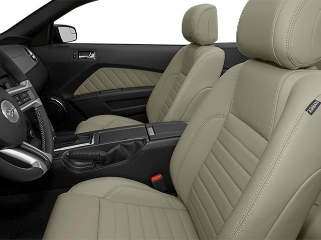 2013 Ford Mustang 2dr Conv V6 Premium