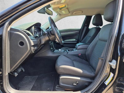 2020 Chrysler 300 Touring RWD