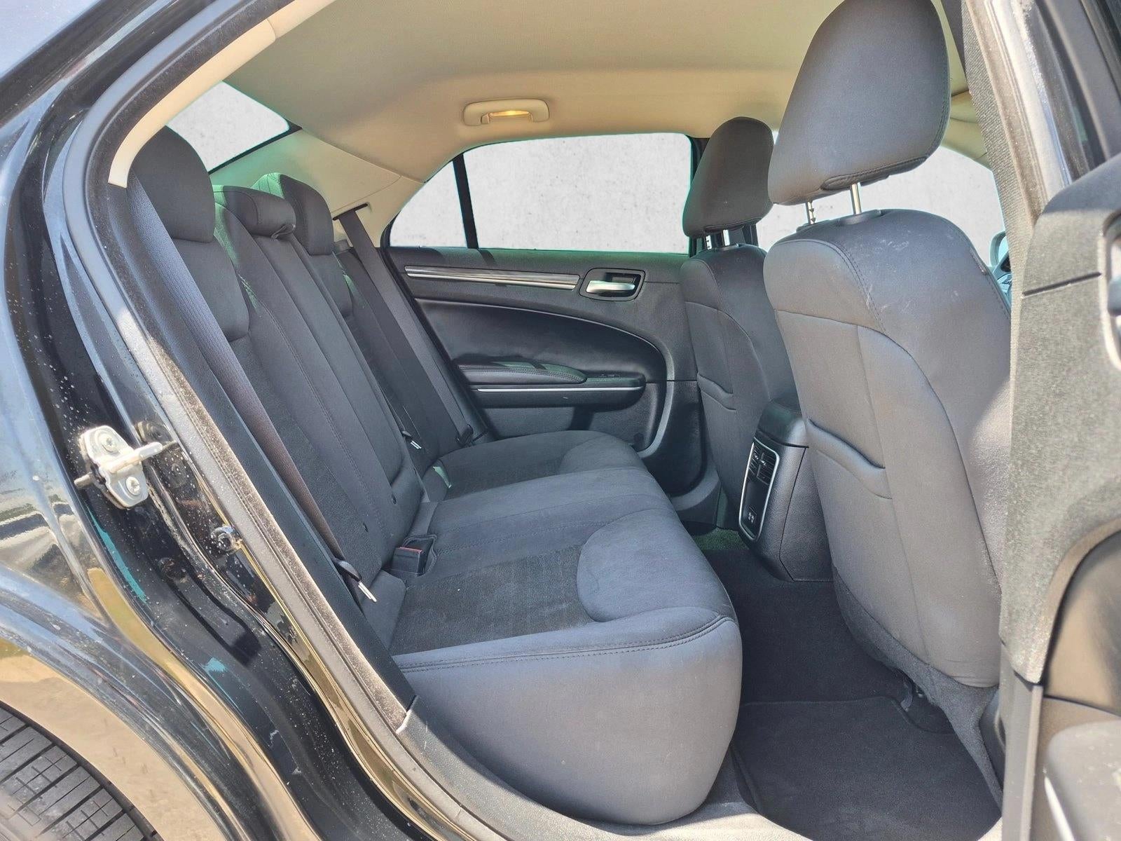 2020 Chrysler 300 Touring RWD