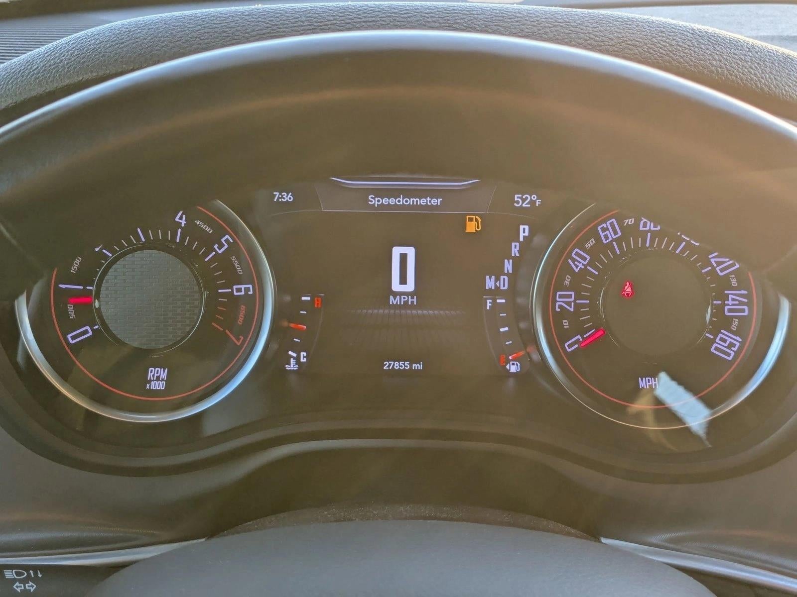 2022 Dodge Challenger SXT RWD