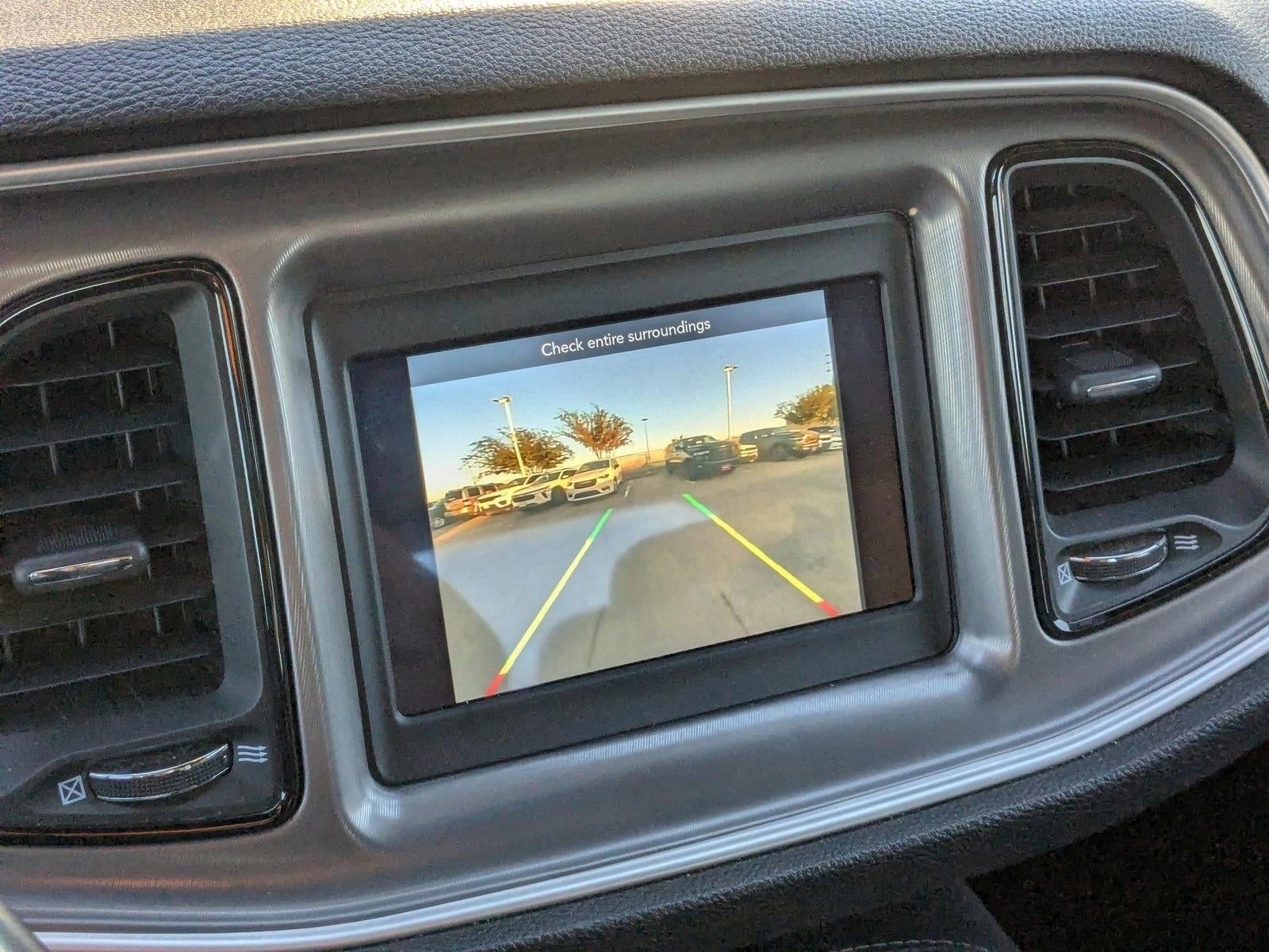 2022 Dodge Challenger SXT RWD