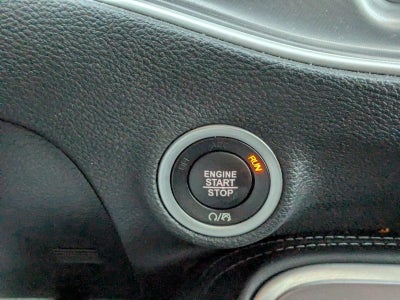 2022 Dodge Challenger SXT RWD