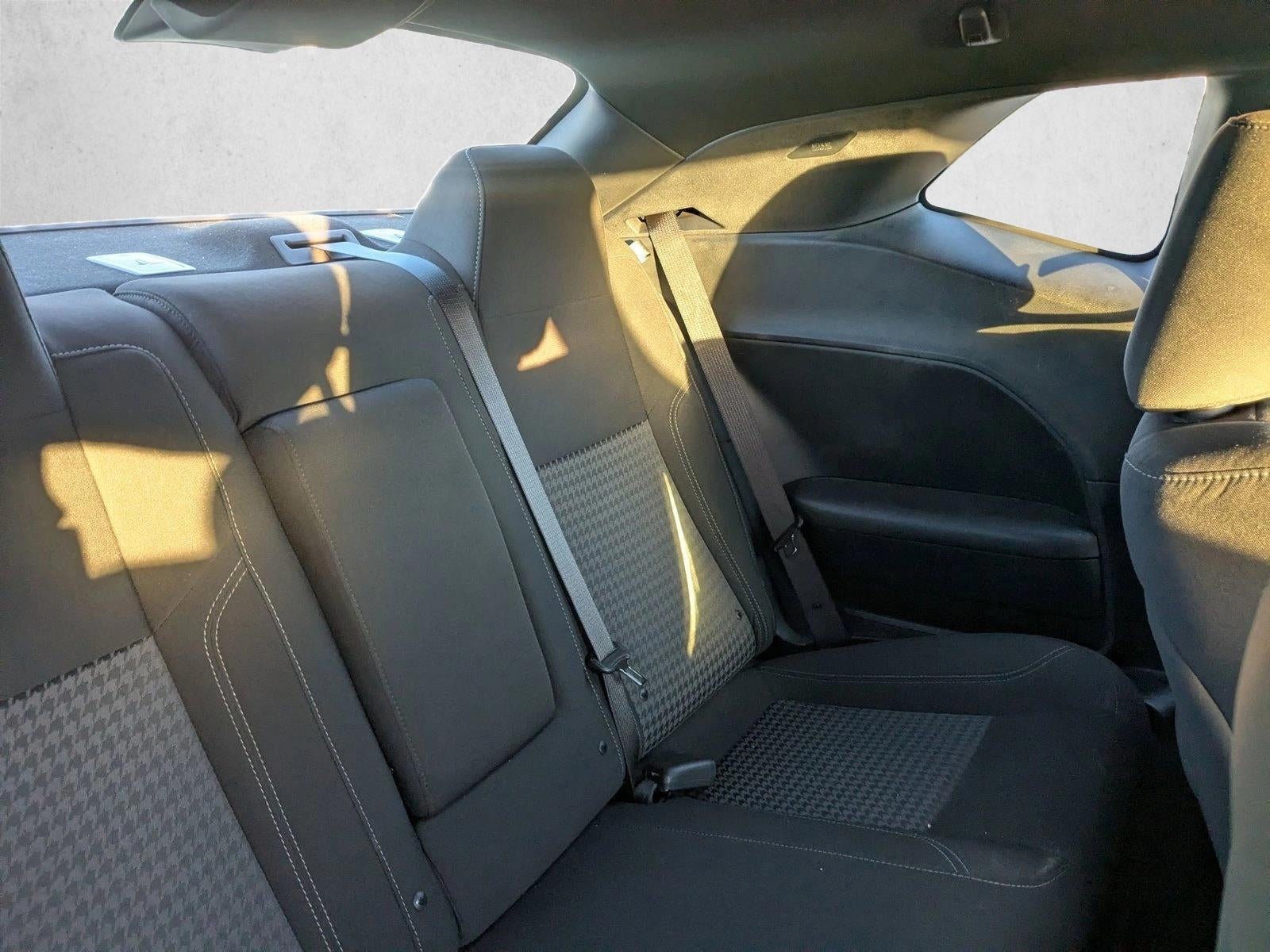 2022 Dodge Challenger SXT RWD