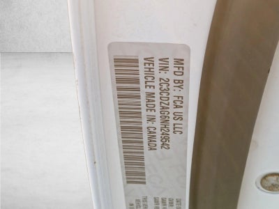 2022 Dodge Challenger SXT RWD