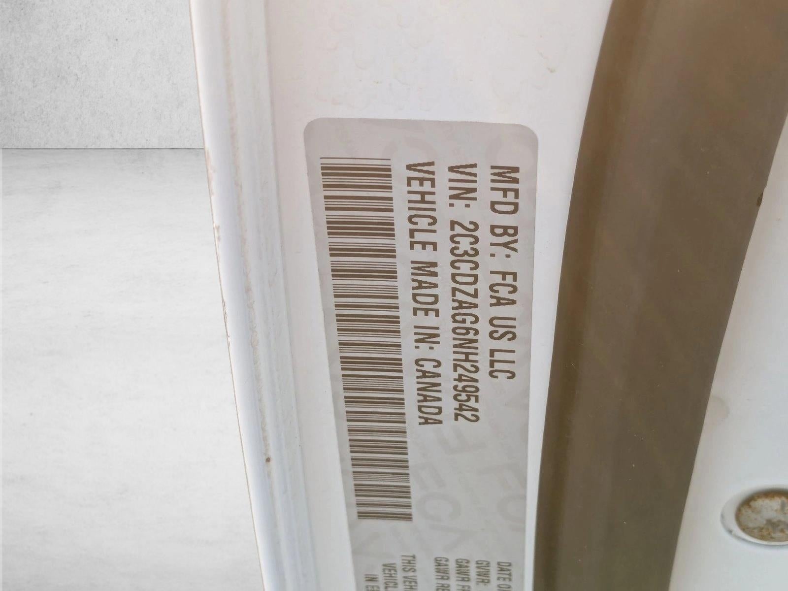 2022 Dodge Challenger SXT RWD