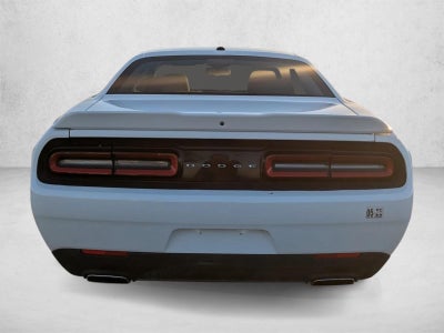 2022 Dodge Challenger SXT RWD