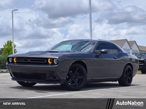 2019 Dodge Challenger SXT RWD