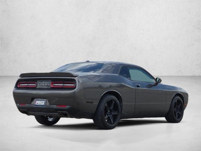 2019 Dodge Challenger SXT RWD