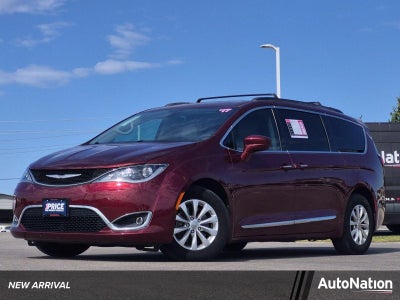 2017 Chrysler Pacifica Touring-L FWD