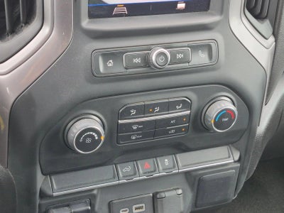 2022 Chevrolet Silverado 2500 HD Crew Cab Standard Box 4-Wheel Drive Custom