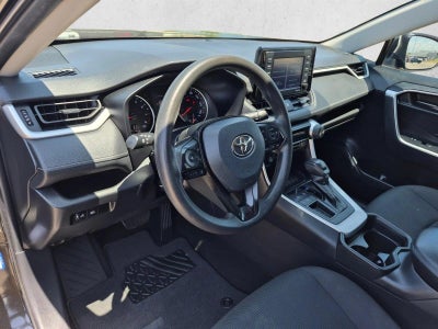 2021 Toyota RAV4 LE FWD (GS)