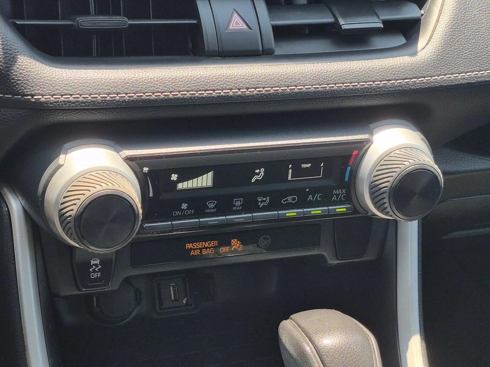 2021 Toyota RAV4 LE FWD (GS)
