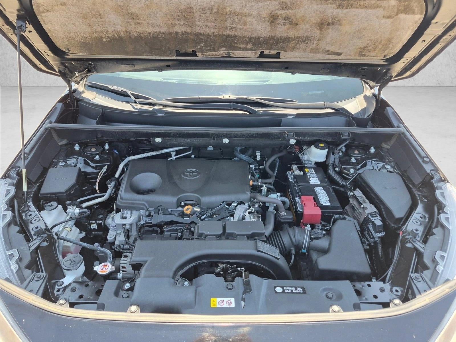 2021 Toyota RAV4 LE FWD (GS)
