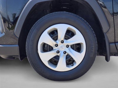 2021 Toyota RAV4 LE FWD (GS)