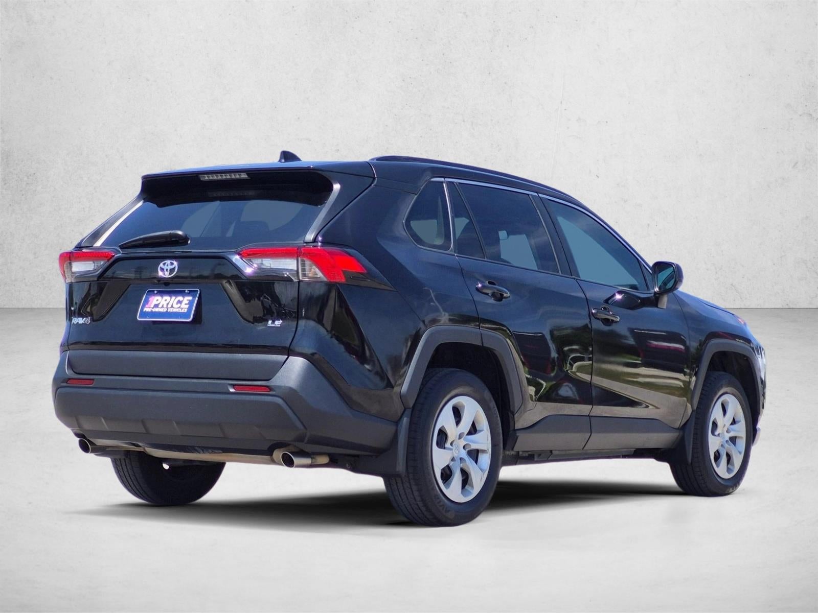 2021 Toyota RAV4 LE FWD (GS)