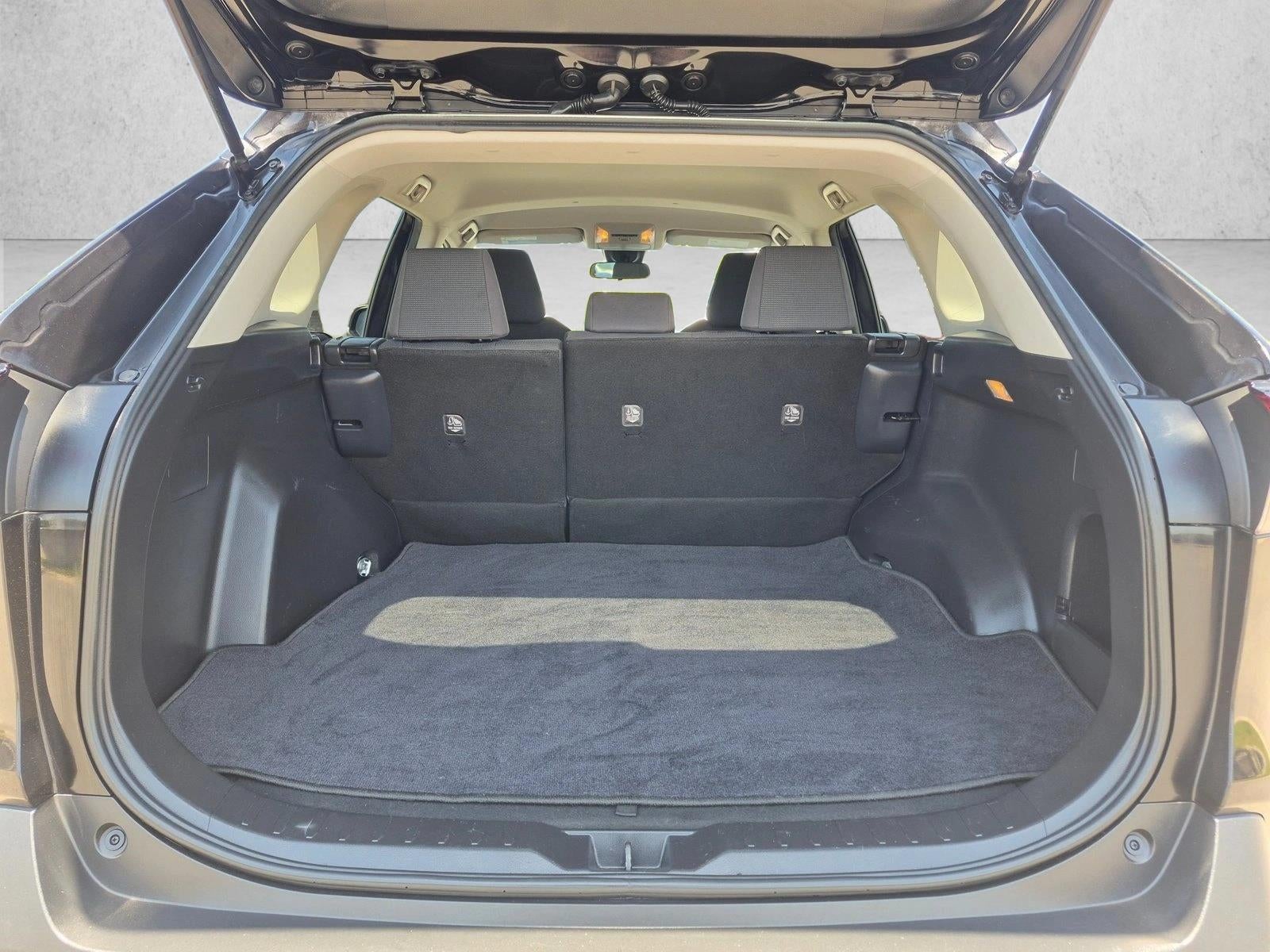 2021 Toyota RAV4 LE FWD (GS)