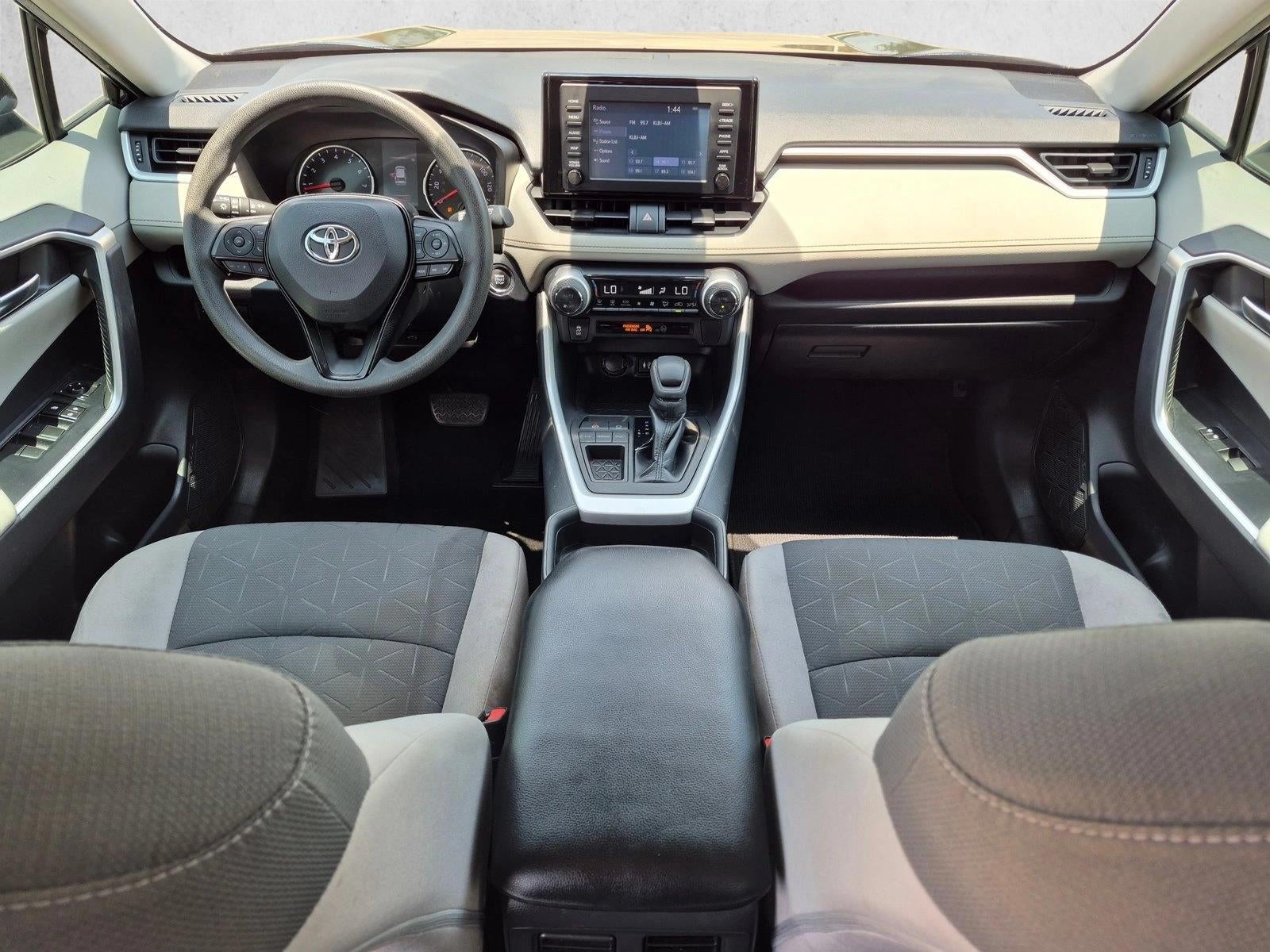 2019 Toyota RAV4 XLE FWD (GS)