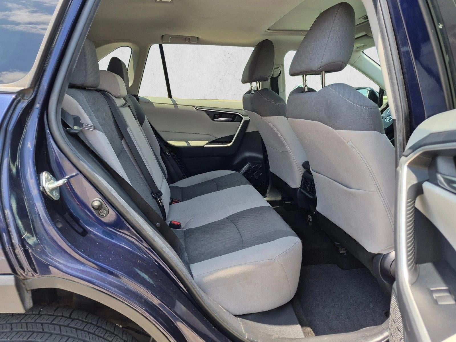 2019 Toyota RAV4 XLE FWD (GS)