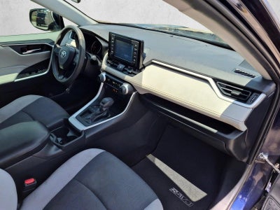 2019 Toyota RAV4 XLE FWD (GS)