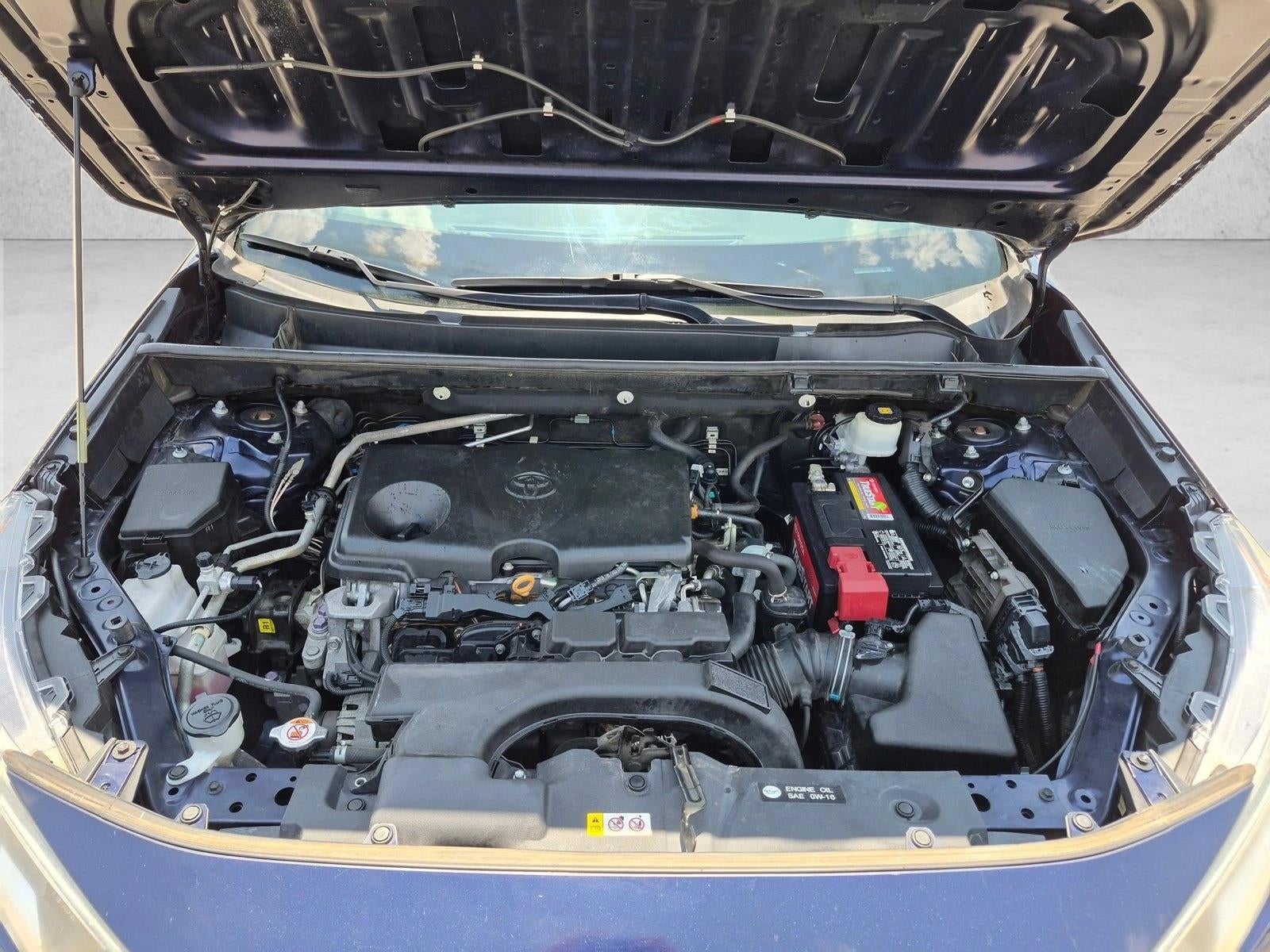 2019 Toyota RAV4 XLE FWD (GS)