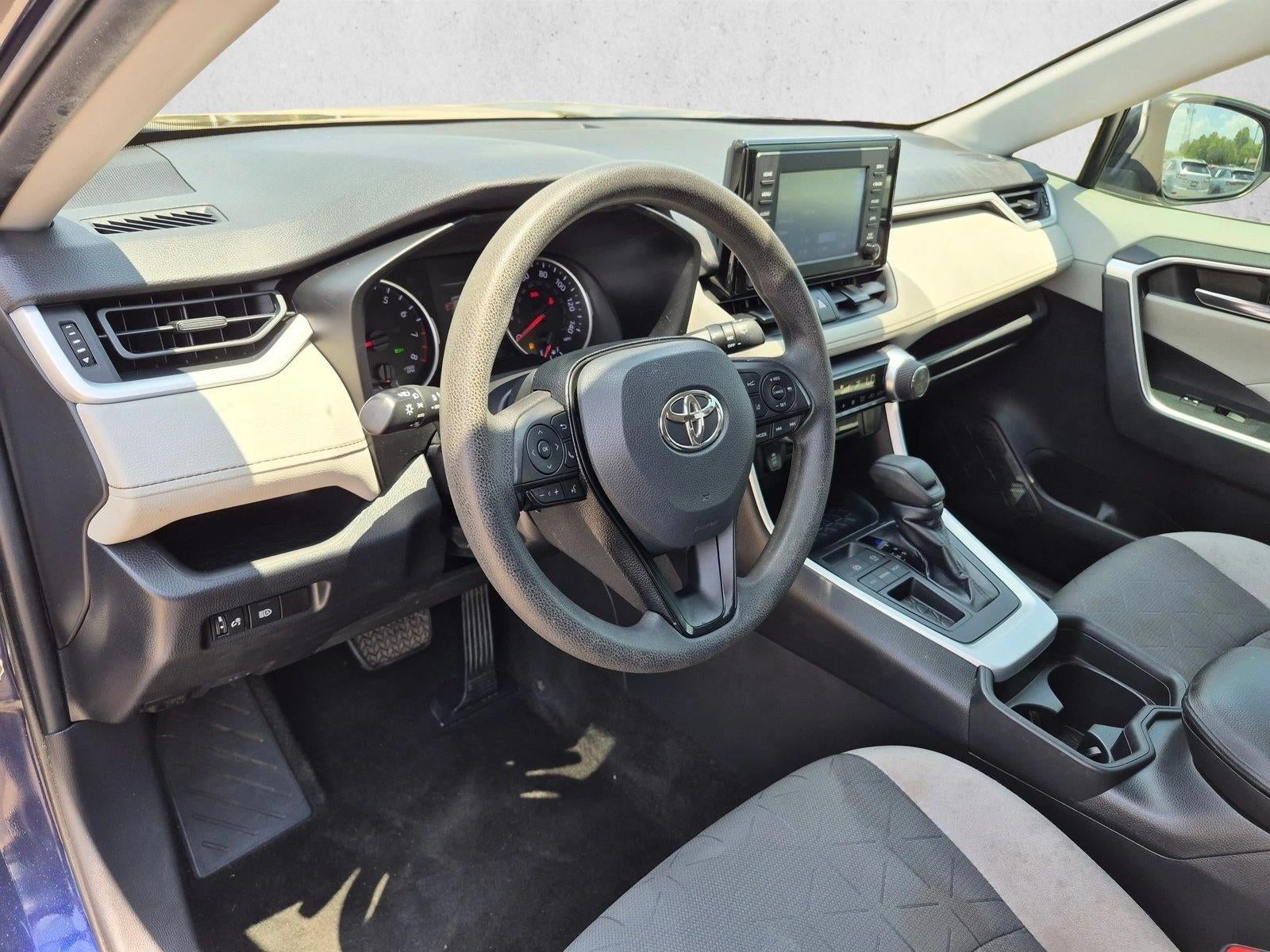 2019 Toyota RAV4 XLE FWD (GS)