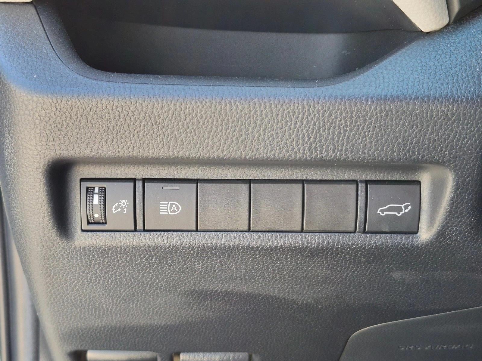 2022 Toyota RAV4 XLE FWD (Natl)