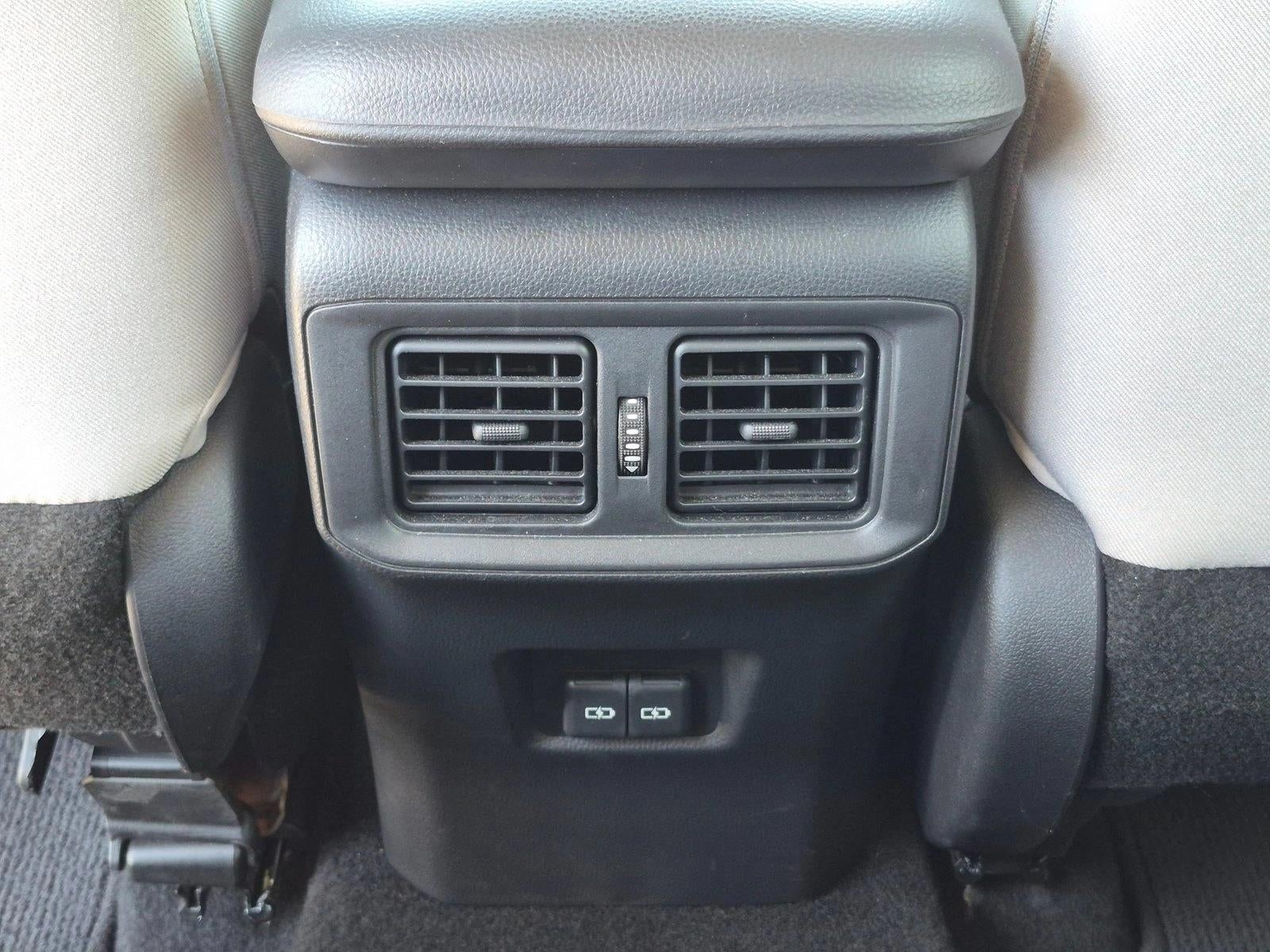 2022 Toyota RAV4 XLE FWD (Natl)