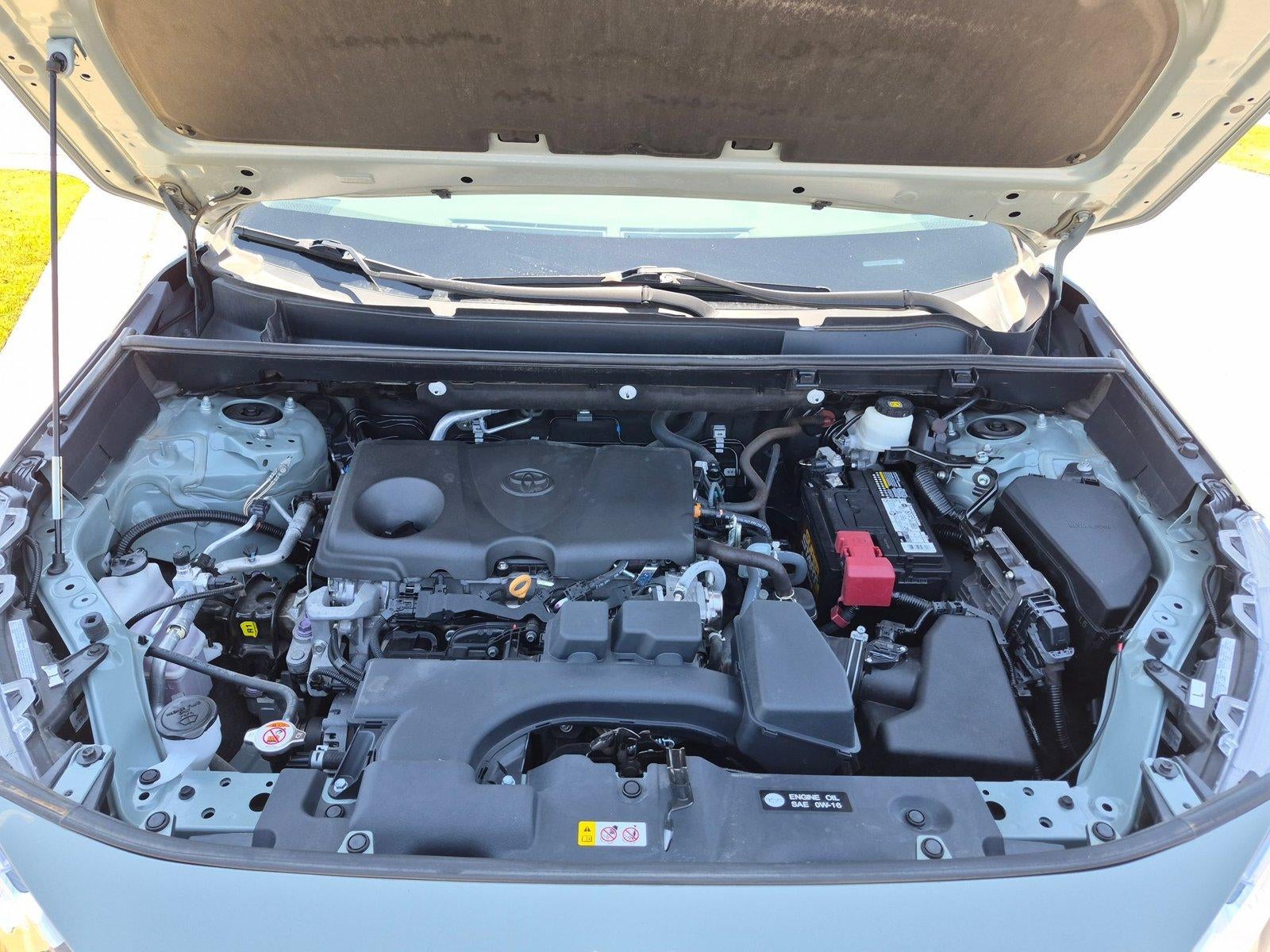 2022 Toyota RAV4 XLE FWD (Natl)