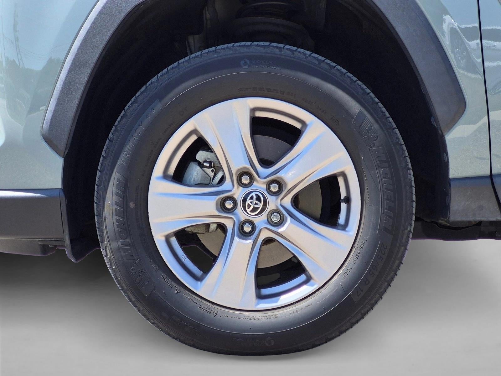 2022 Toyota RAV4 XLE FWD (Natl)